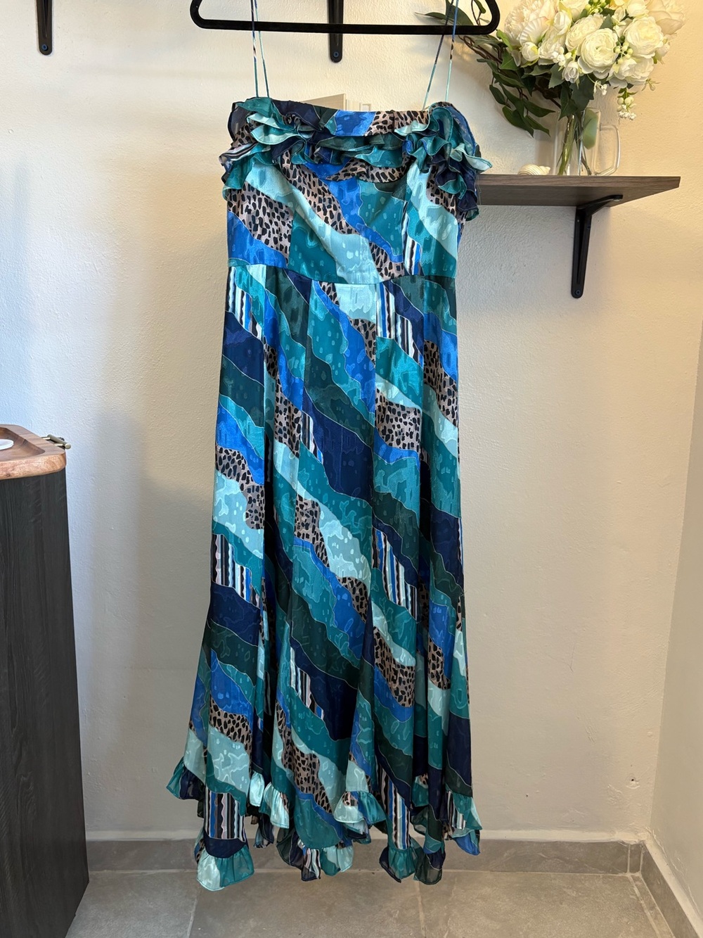 Anthropologie Hutch Teal and Navy Ocean Mixed-Print Maxi Dress 8 - Picture 3 of 10